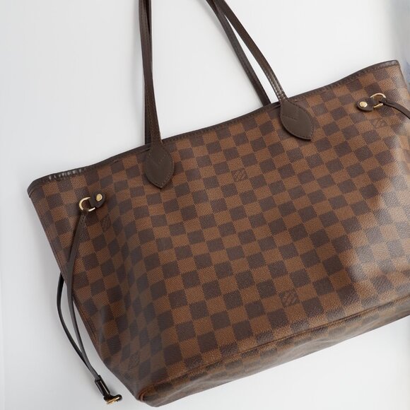 Authentic Preowned Louis Vuitton Damier Ebene Neverfull MM - Picture 6 of 16
